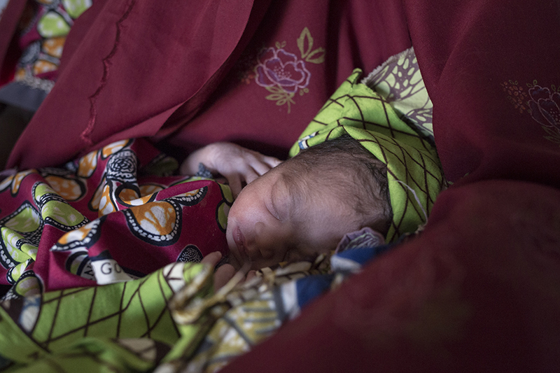 Bebé recién nacido en Nigeria