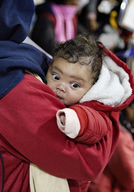 Bebe evacuado Libia Bebe evacuado Libia