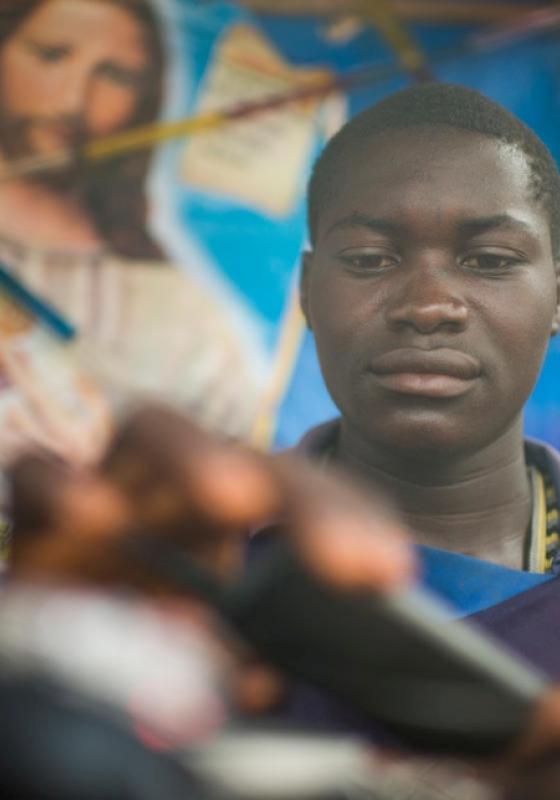 cargador de móviles en África cargador de móviles en África