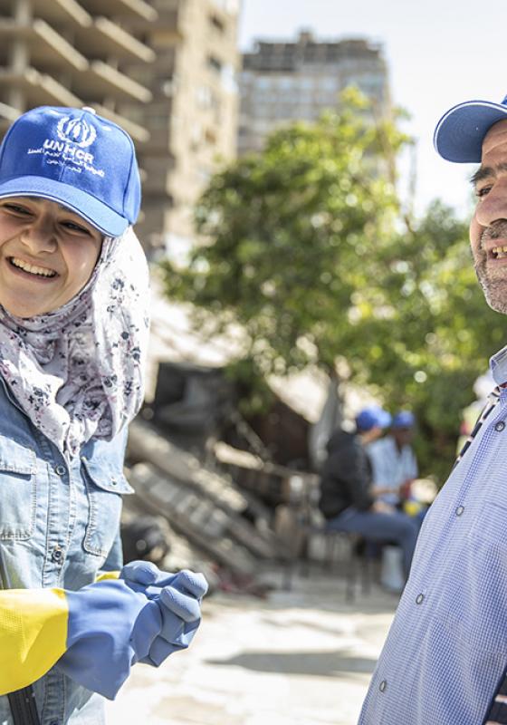 Refugiados recogen plástico en el Nilo Refugiados recogen plástico en el Nilo