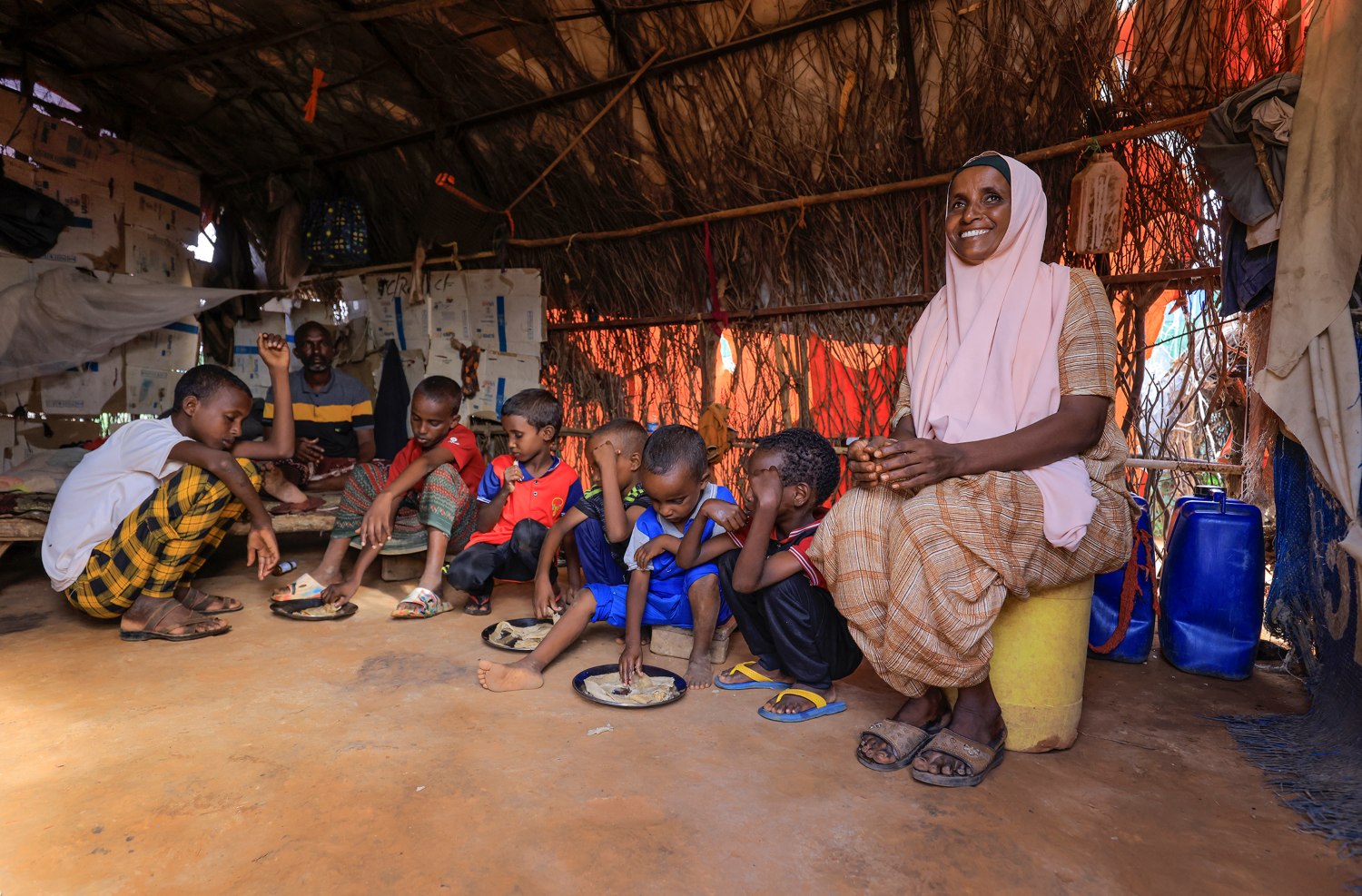 familia refugiada en etiopia