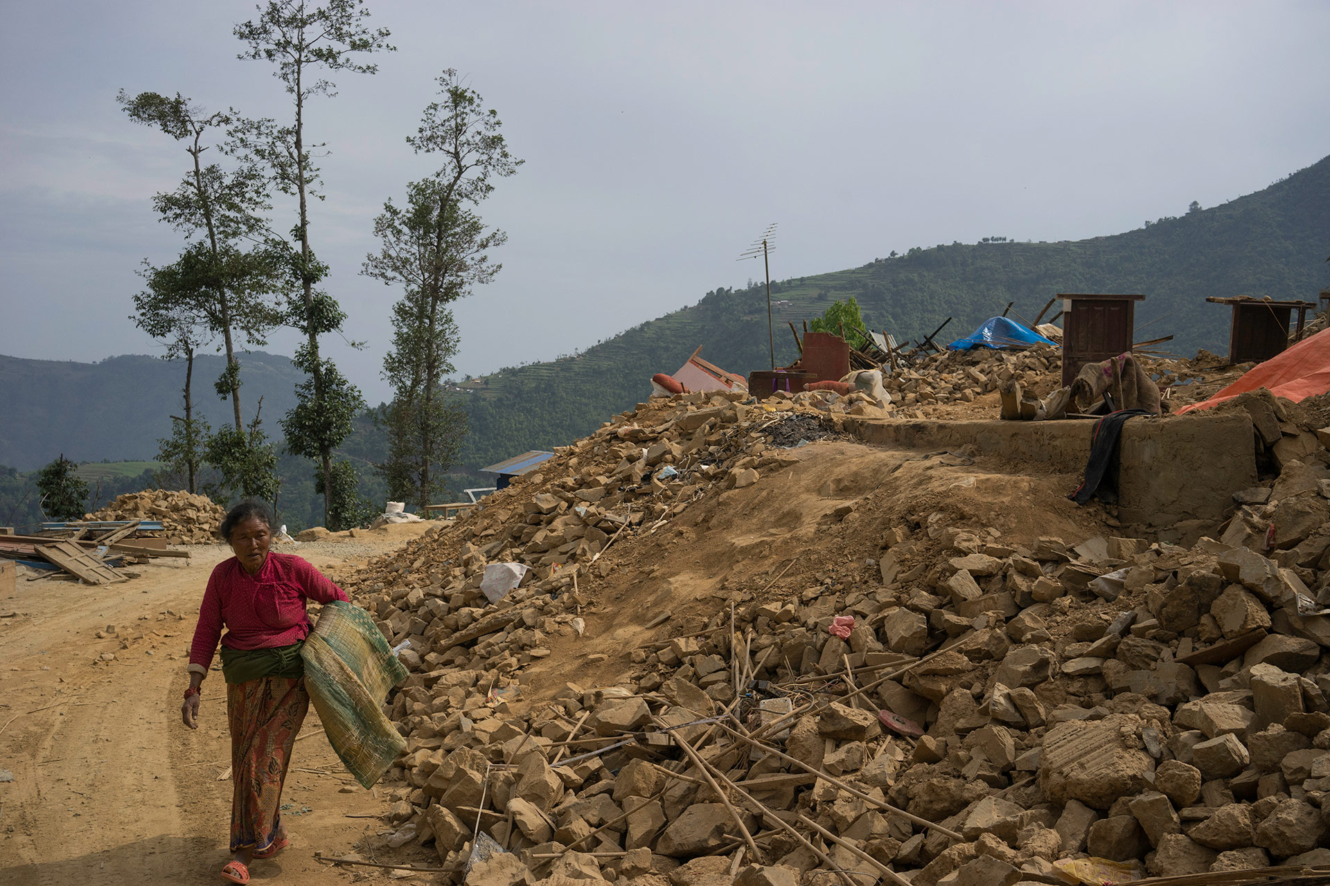 Tragedia en Nepal ayuda