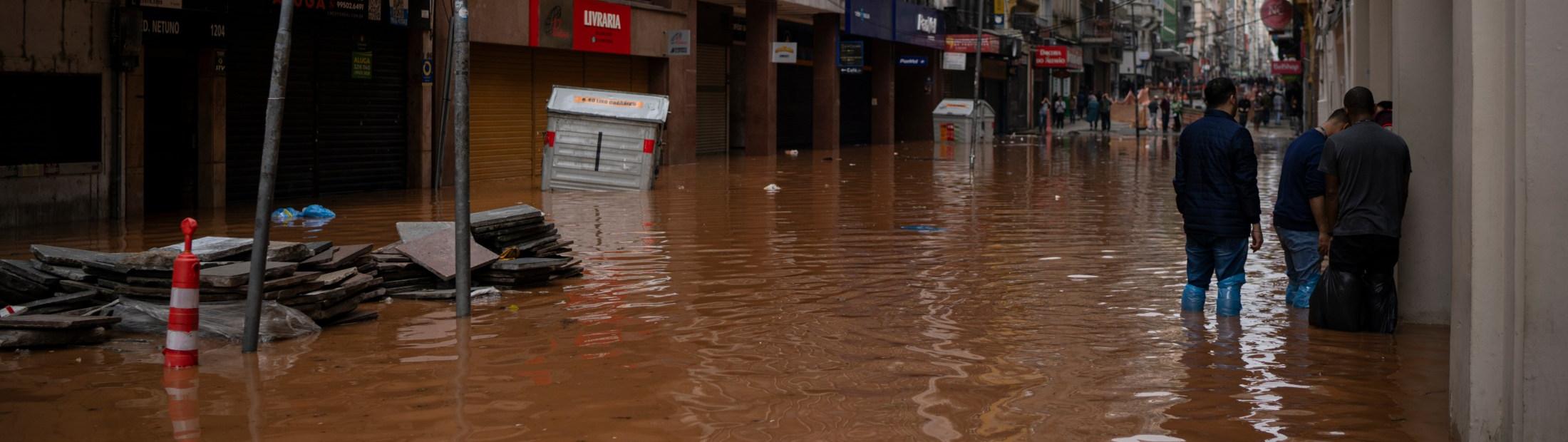 Inundaciones en el sur de Brasil: ACNUR ayuda a las personas afectadas