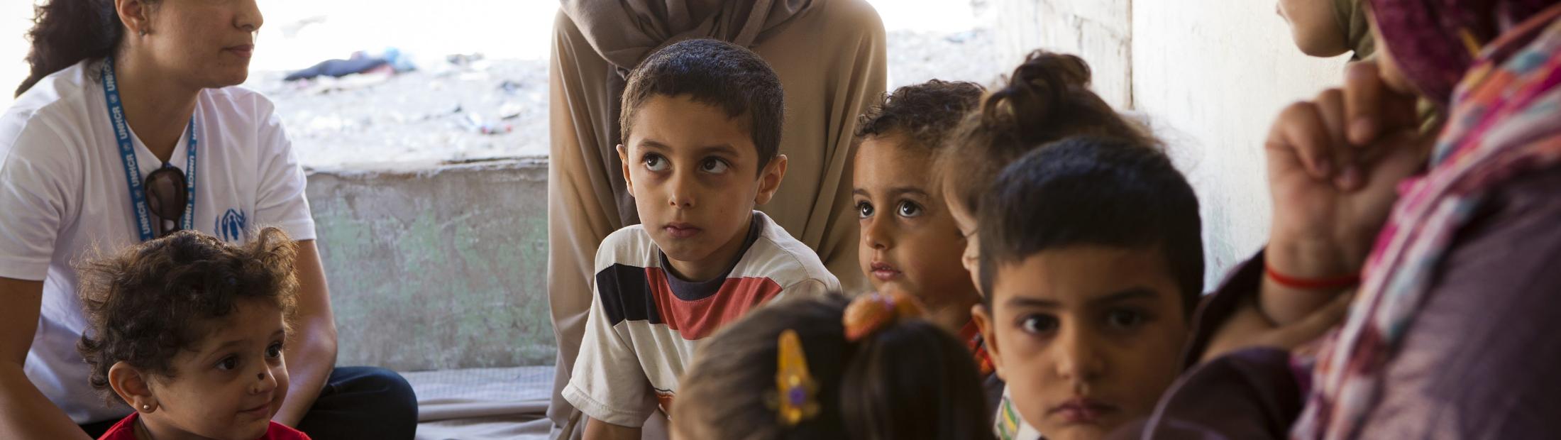  La Enviada Especial de ACNUR, Angelina Jolie, visita el Líbano y pide más ayuda para los niños de Siria