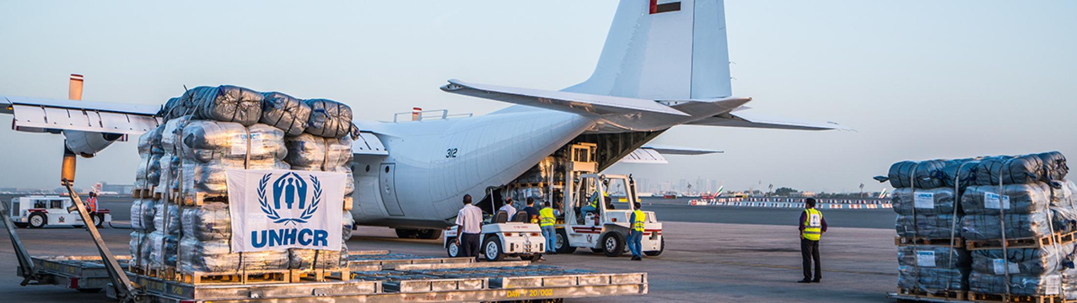 Sale de Dubai el cargamento con materiales de ayuda humanitaria más grande de ACNUR para desplazados Sirios 