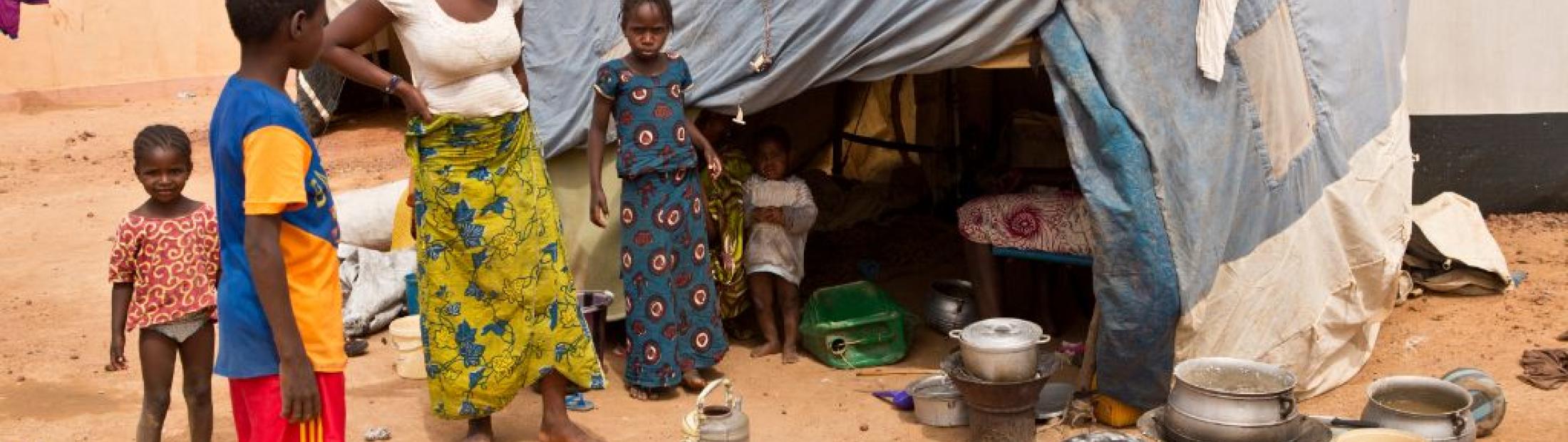 Los combates en el norte de Malí obligan a 57.000 personas a huir de sus hogares