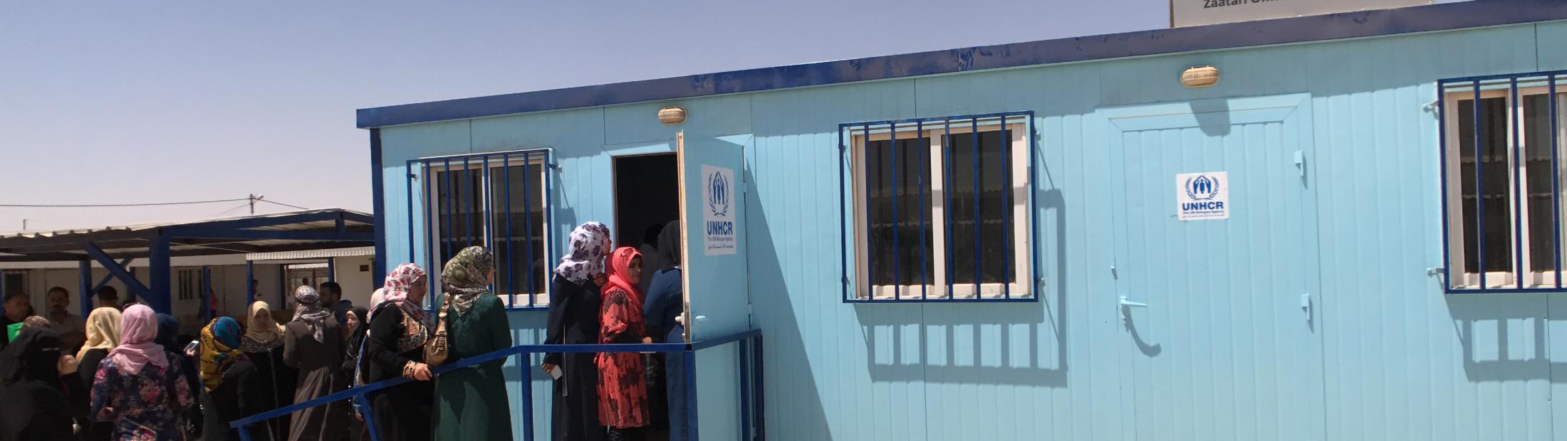 La primera oficina de empleo para refugiados en Jordania