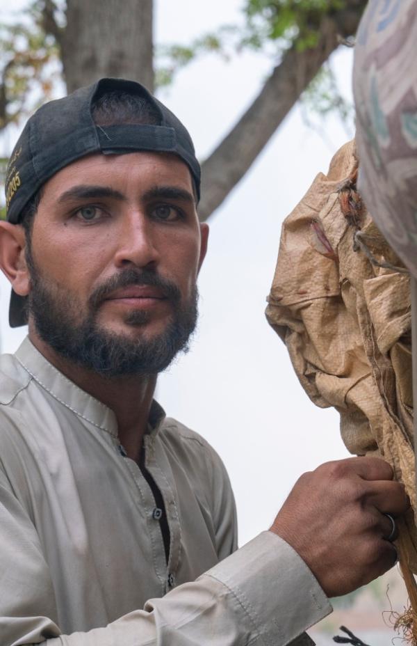 Historias del retorno afgano: “Nos arrebataron lo poco que teníamos en Pakistán y regresamos con las manos vacías”