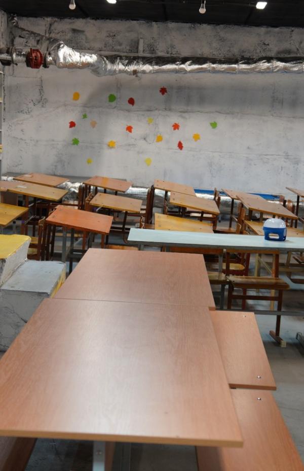 Escuelas bajo tierra en Ucrania: la educación que resiste a las bombas