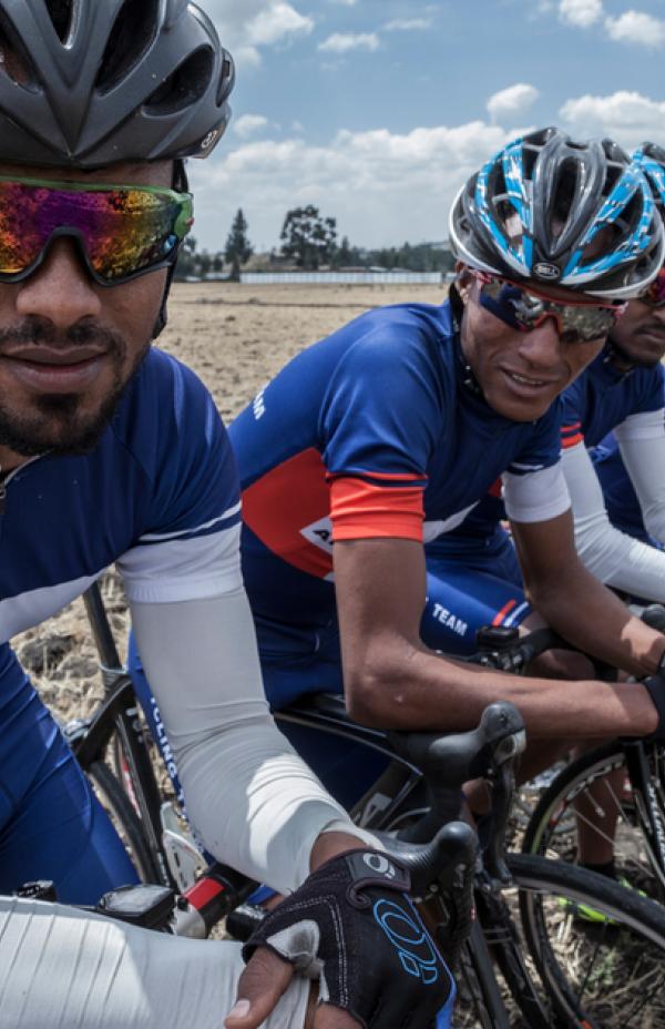 El ciclismo, otra forma de superar la condición de refugiado