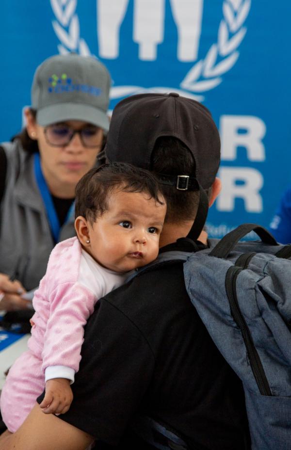 Un mes después del terremoto en Venezuela: situación y respuesta humanitaria 