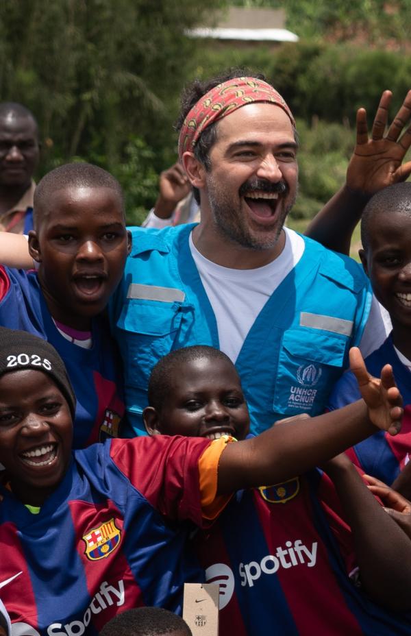 “Más que un club”: un documental del FC Barcelona y ACNUR sobre el poder del deporte para transformar vidas de personas refugiadas