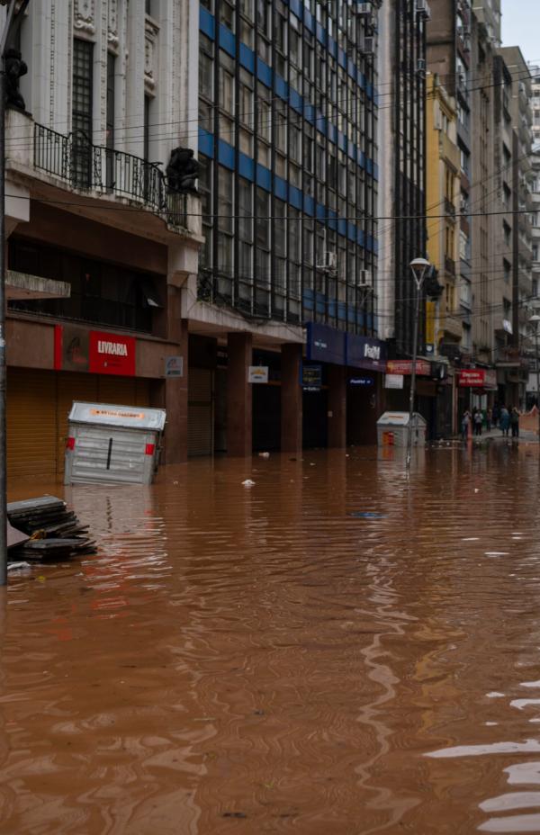 Inundaciones en el sur de Brasil: ACNUR ayuda a las personas afectadas