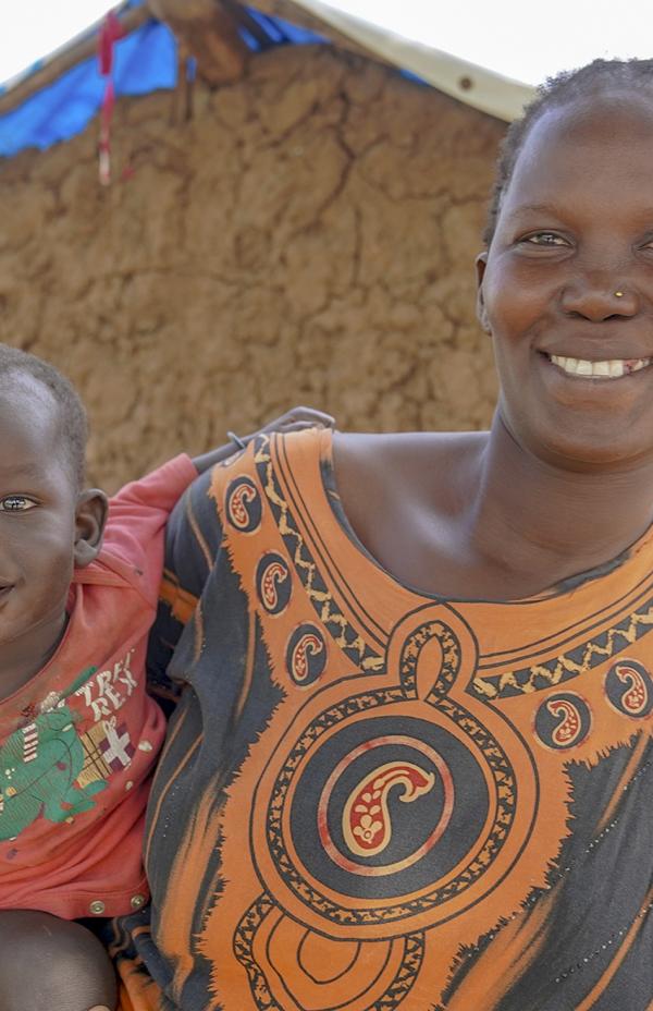 Laboratorios Viñas refuerza el acceso a la atención sanitaria de las personas refugiadas en Uganda 
