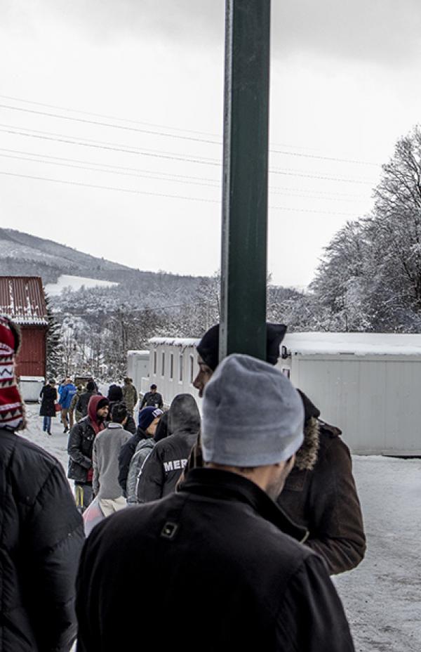 El Gobierno Vasco, con la población refugiada en Balcanes
