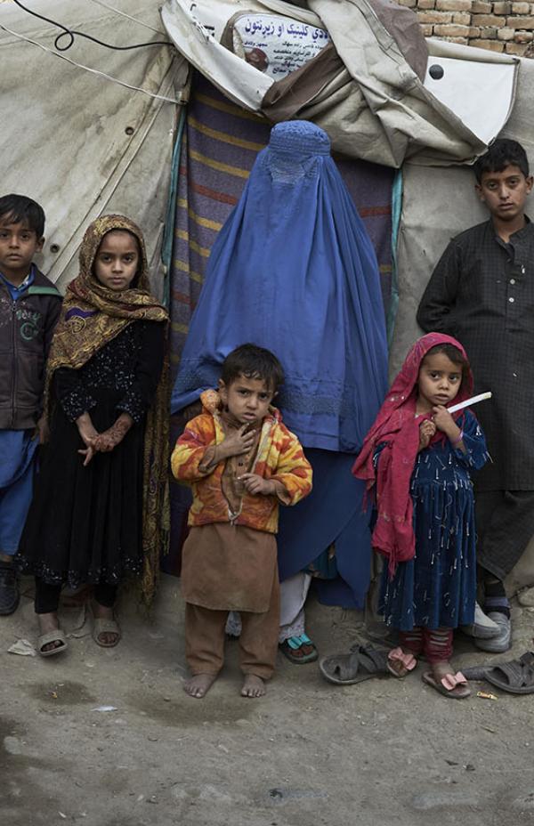 La vida en Afganistán un año después: miseria, hambre e incertidumbre
