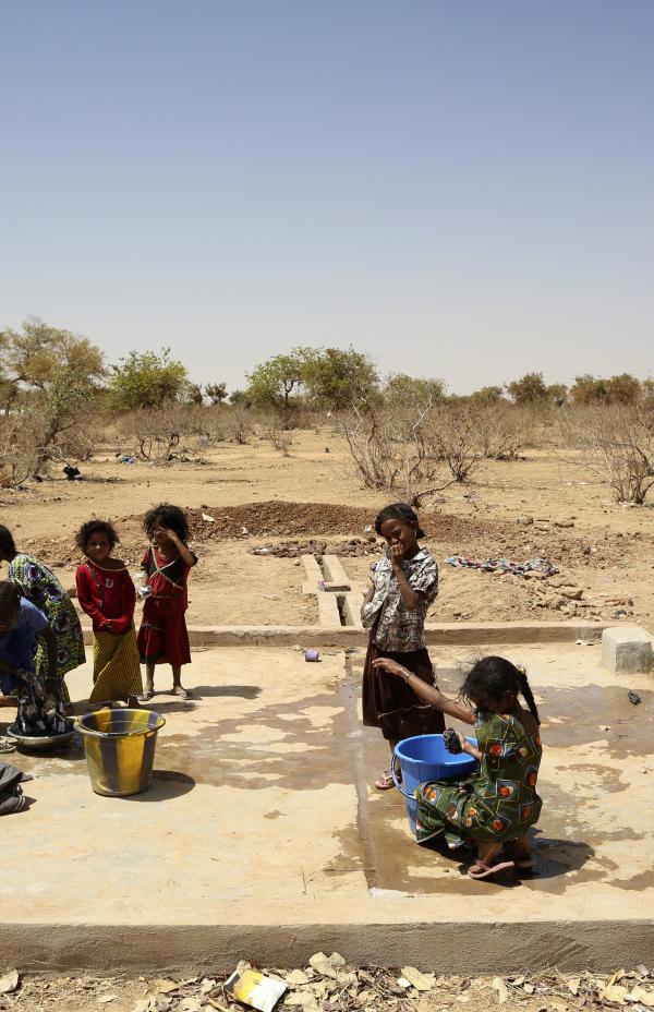 50.000 refugiados malienses tendrán acceso a agua potable