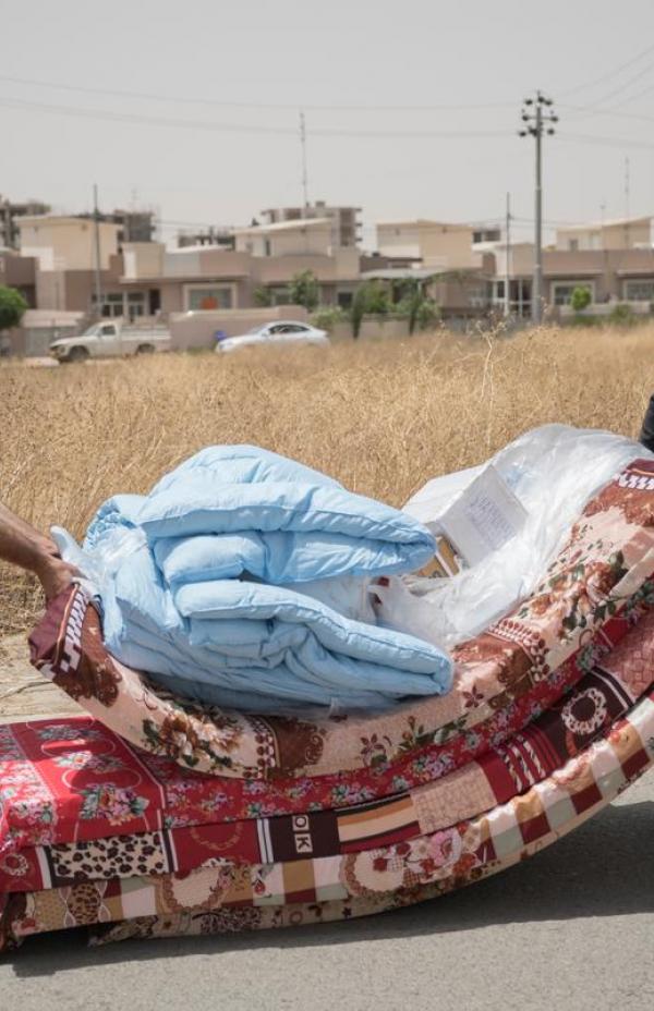 Los refugiados sirios en Irak reciben colchones y ropa de cama donados por la Fundación IKEA