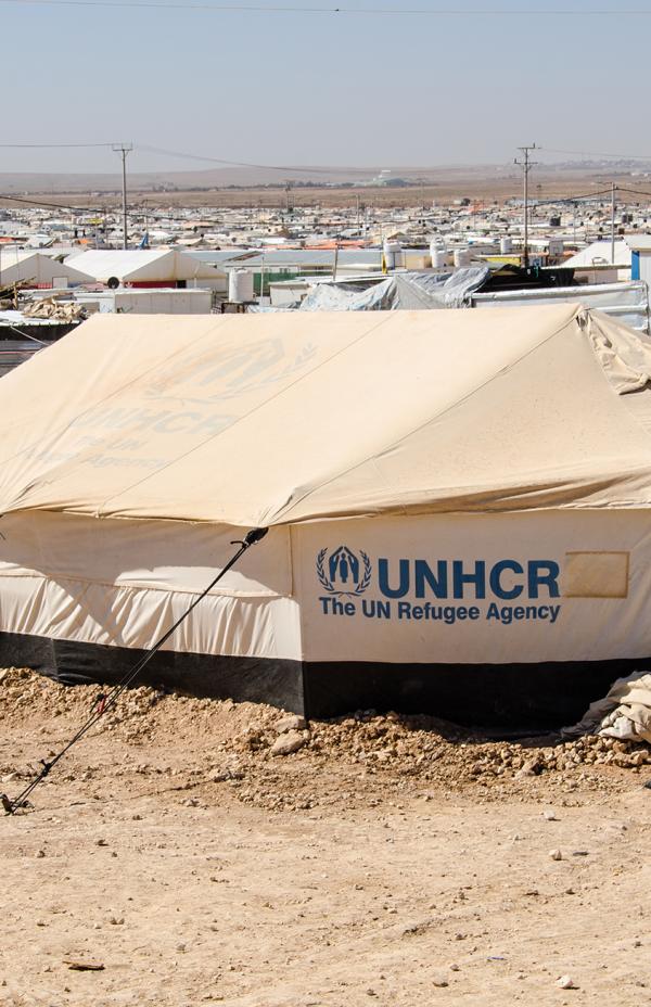 4,8 millones de refugiados sirios en países limítrofes