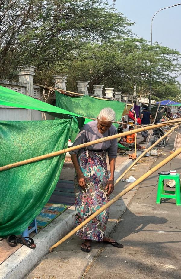 Entre la guerra y el terremoto: miles de familias en Myanmar enfrentan una doble tragedia