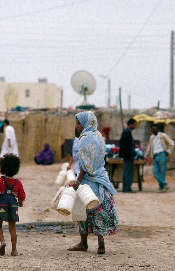 25.000 refugiados saharauis afectados por las inundaciones en Tinduf