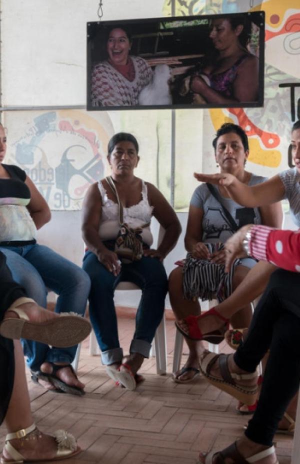 Mujeres colombianas contra el abuso sexual