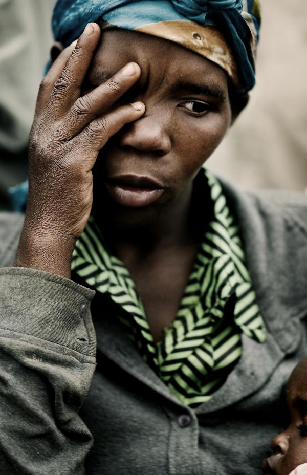 Cine-debate del documental  “Msilale Wanawake: Mujeres de Kivu Sur caminando