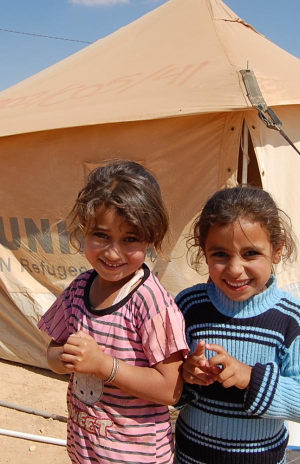 El número de refugiados sirios en el Líbano supera ya las 100.000 personas