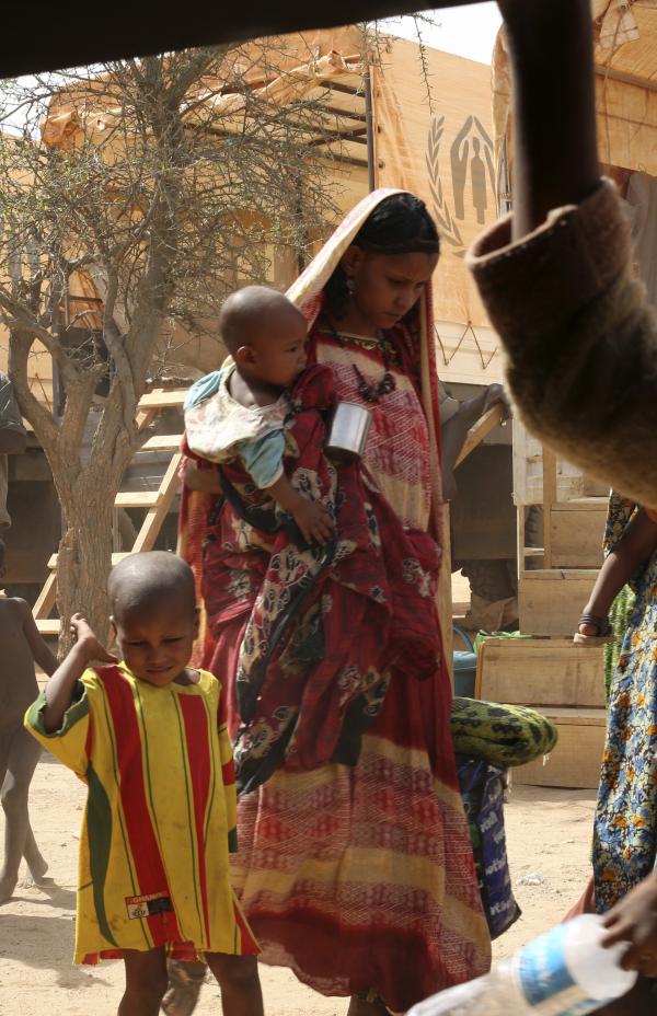 Malí: Mientras siguen llegando refugiados, algunos desplazados  internos vuelven a sus lugares de origen