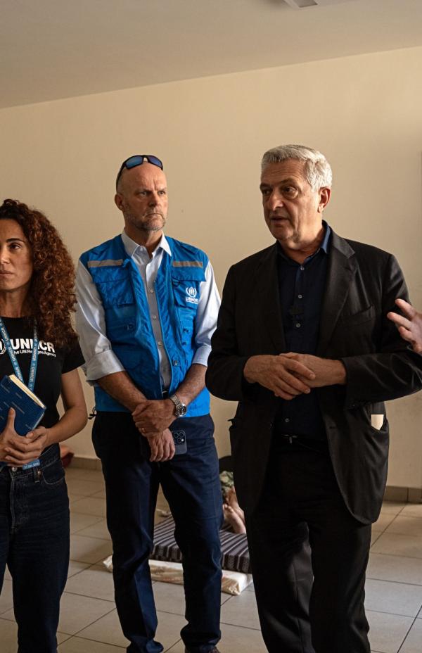 Filippo Grandi, Alto Comisionado de la ONU para los Refugiados, en su visita el Líbano y Siria pide el fin del derramamiento de sangre