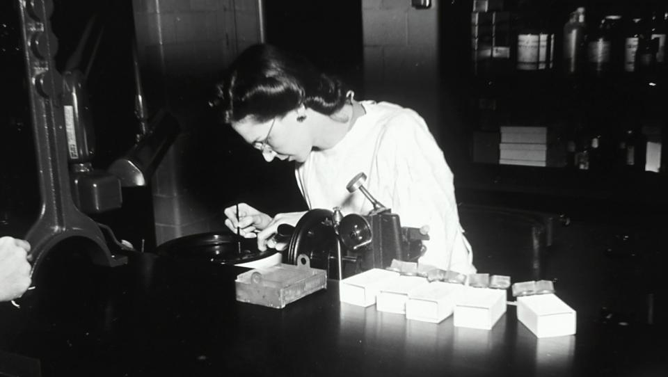 Mujeres científicas: 8 importantes en la historia de la ciencia