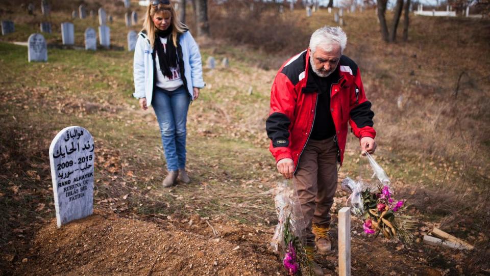 Historias tristes: la llegada de una familia a Grecia