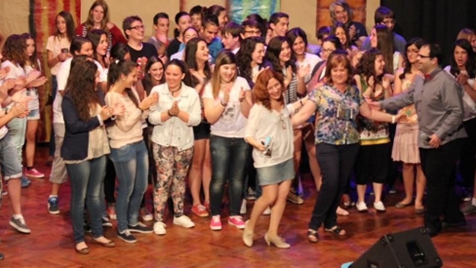 Teatro solidario en el IES Veles e vents de Torrent, Valencia