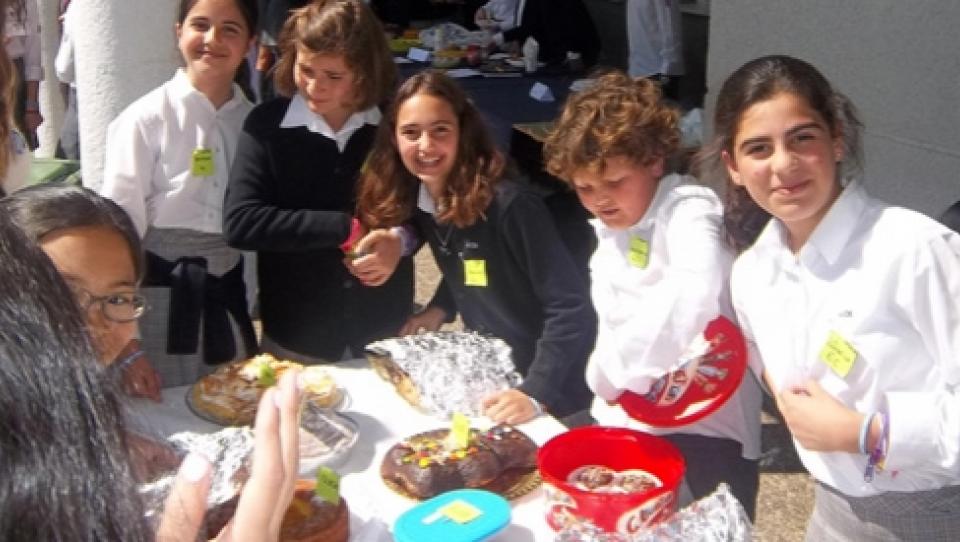 Merienda solidaria en el Colegio Laude El Altillo, Jerez de la Frontera