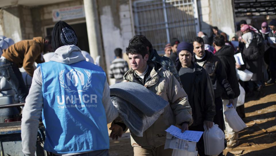 ACNUR sigue reforzando su operación de asistencia a refugiados en Siria mientras la crisis se agrava