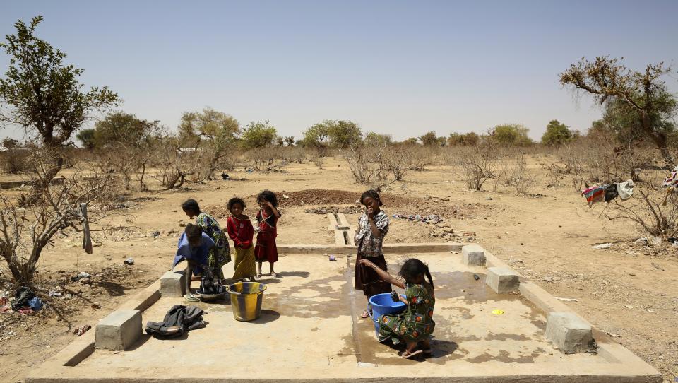 50.000 refugiados malienses tendrán acceso a agua potable
