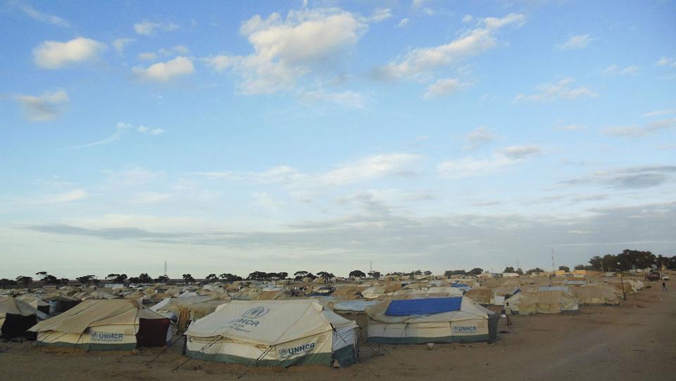 ACNUR clausura el campo de Shousha en Túnez y desplaza sus operaciones a áreas urbanas