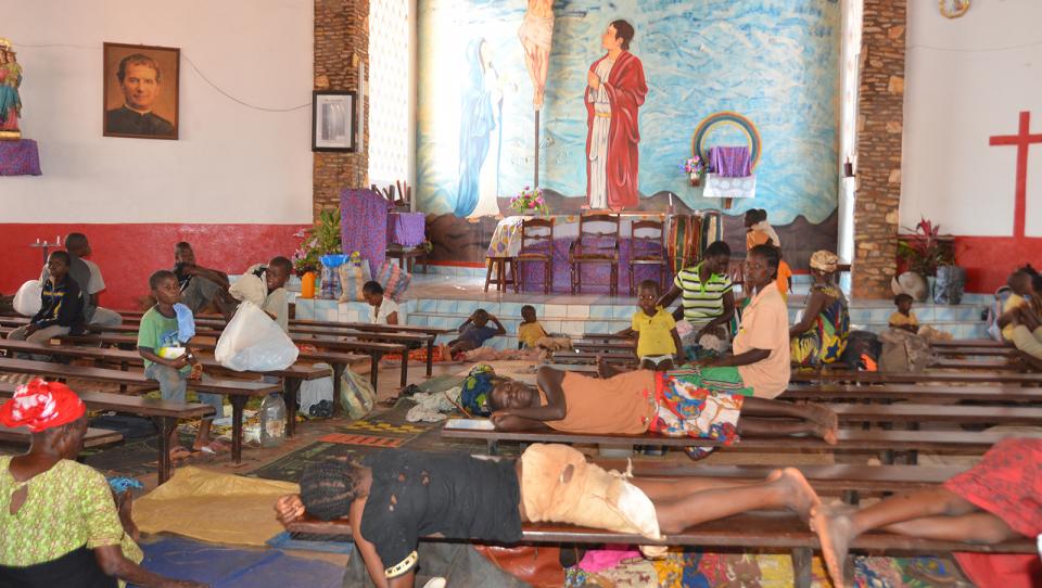 Al menos 17 muertos y 27 desaparecidos en el ataque contra una iglesia en República Centroafricana 