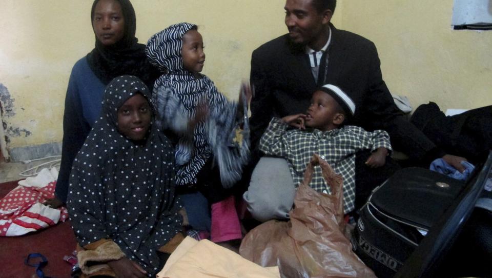 El 2013 trae un nuevo comienzo para una familia de refugiados ruandeses en Pakistán