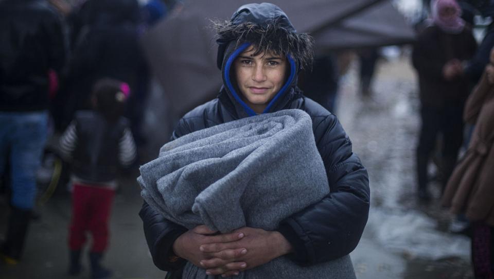 ACNUR y UNIQLO se unen en invierno por los refugiados