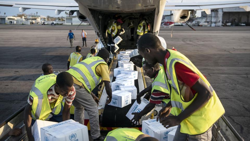 Inditex envía ropa que abriga y dignifica a los refugiados en Ruanda