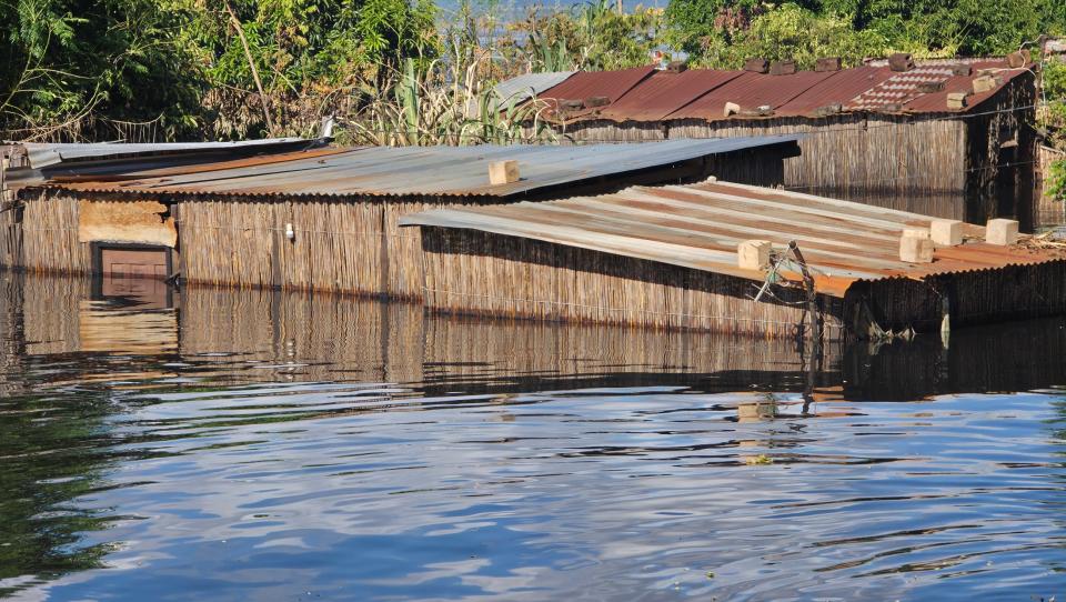 Inundaciones y desplazamiento forzado: cuando el agua obliga a huir