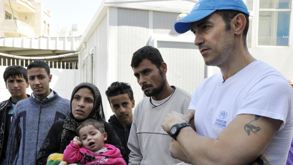 Miles de niños y niñas envían desde Fuenlabrada sus “Cartas por la Paz” a los refugiados 