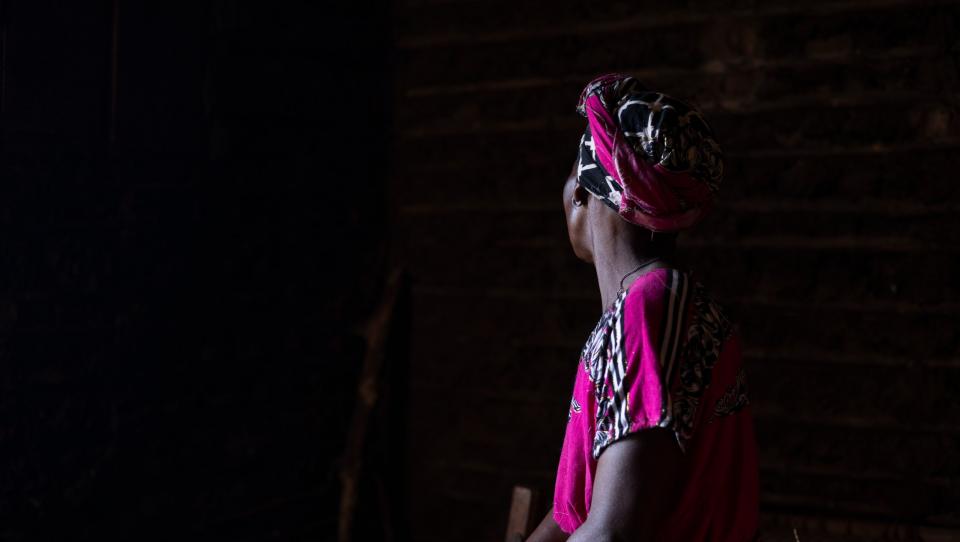 Miles de mujeres y niñas refugiadas en riesgo tras los recortes en la ayuda humanitaria