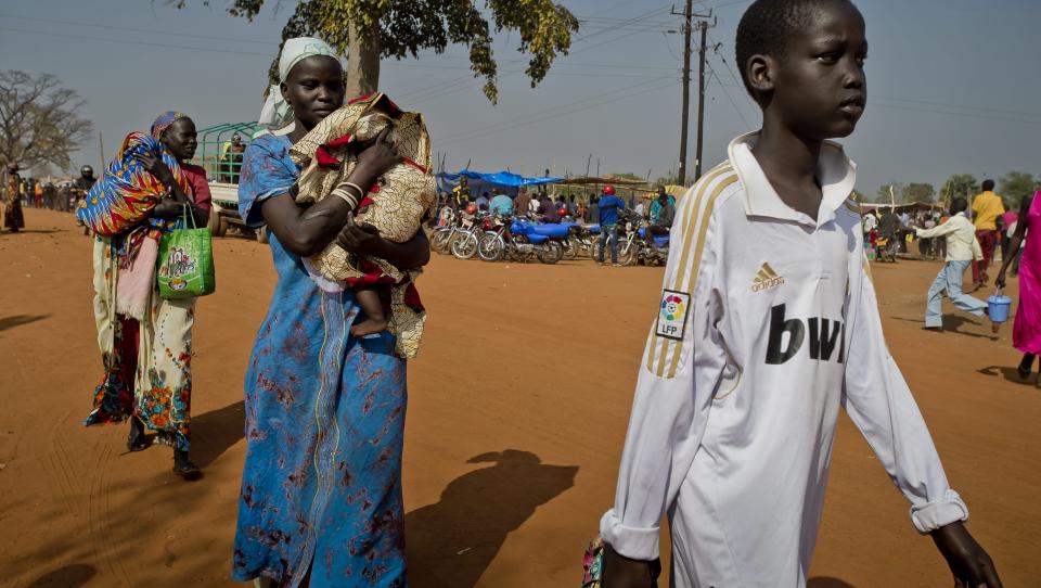 El Gobierno de Navarra apoya la prevención de la violencia de género y la explotación infantil de la población refugiada en Uganda