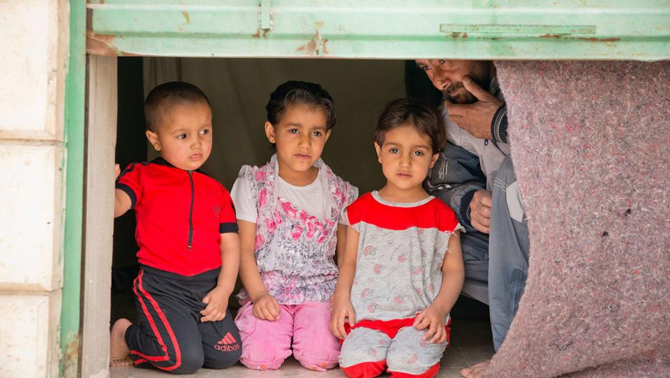 Reclutamiento forzoso, trabajo infantil, discriminación y soledad de los niños. La crisis de los niños refugiados de Siria