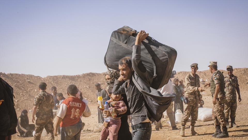 ACNUR pide a los vecinos de Siria que mantengan abiertas sus fronteras para los civiles