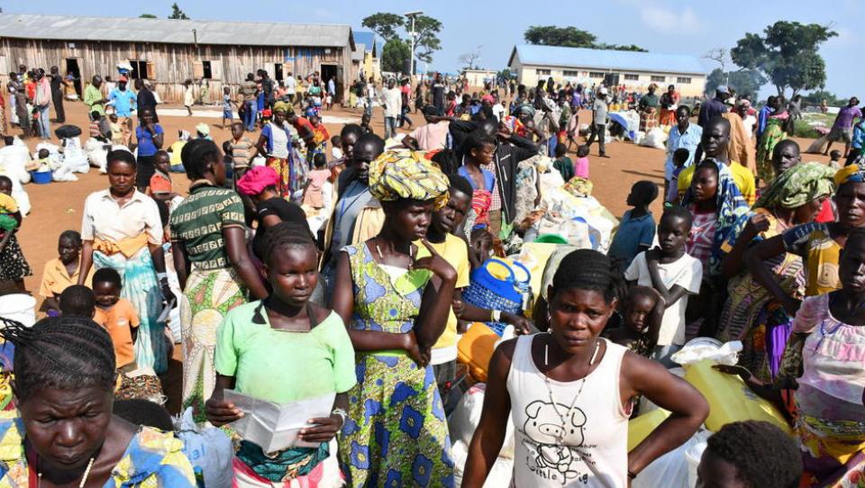 Desbordadas las instalaciones para refugiados en Uganda
