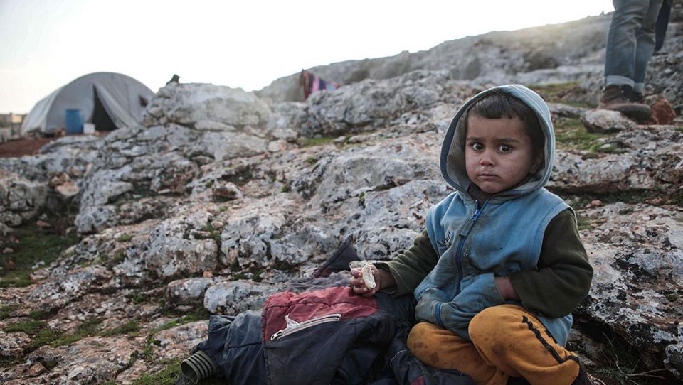 La violencia en el noroeste de Siria provoca 900.000 nuevos desplazamientos en 3 meses 