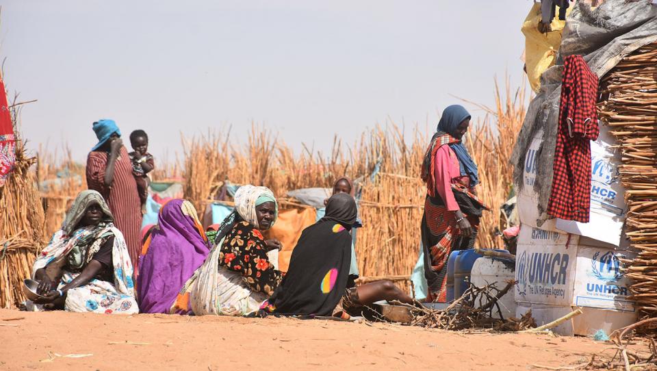 Miles de sudaneses se refugian en Chad para huir del último estallido de violencia en Darfur Occidental